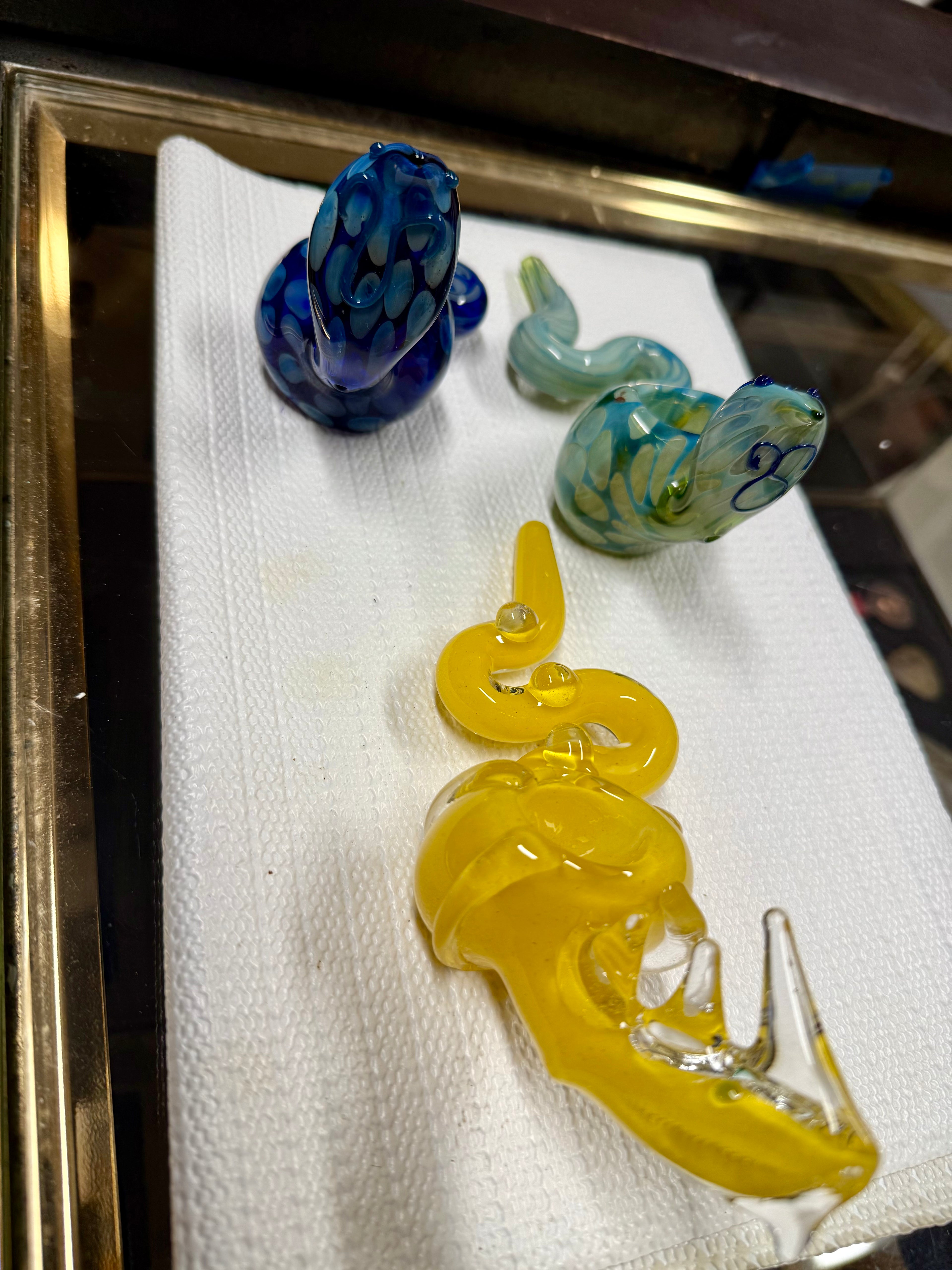 Ripkitty 5" COBRA glass pipes alternate angles — coiled body and mouthpiece tail detail, assorted colorway
